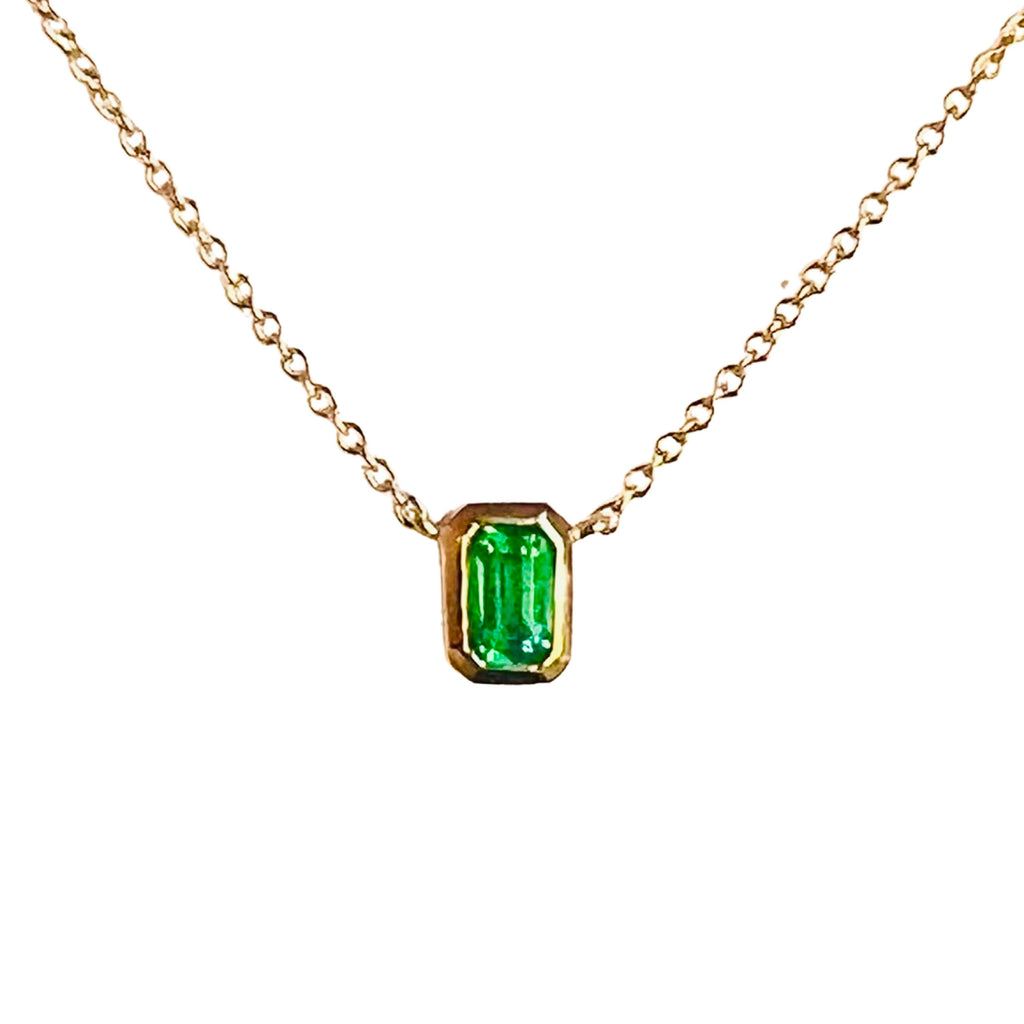 14K Gold Emerald Baguette Necklace